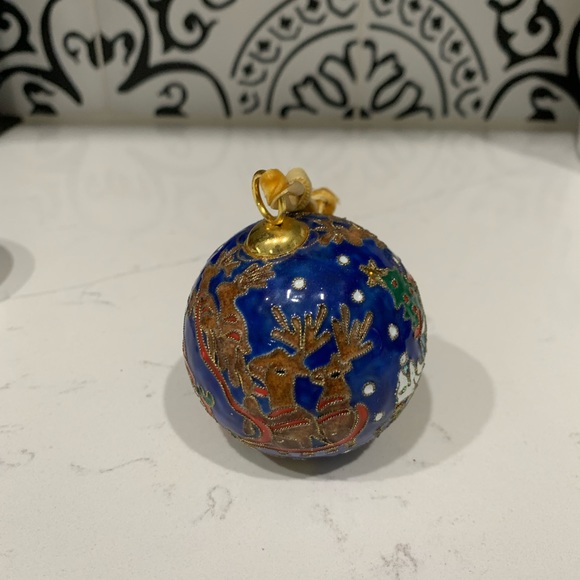 Dillard’s Trimmings Cloisonne Enamel Ball Christmas Holiday Ornament Santa - Picture 3 of 3